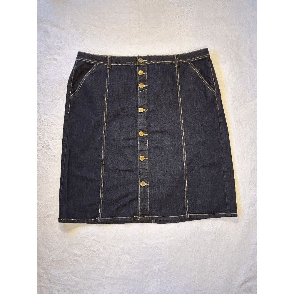CJ Banks Dark Wash Denim Mid Length Skirt Size 22W Modest, Dark Academia